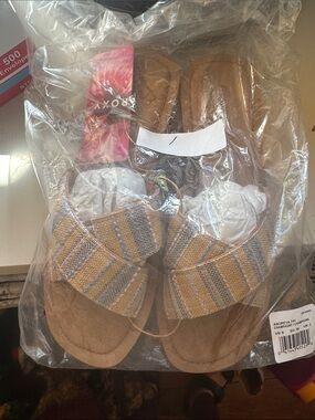 Roxy Women's Tan Striped Slide Sandals